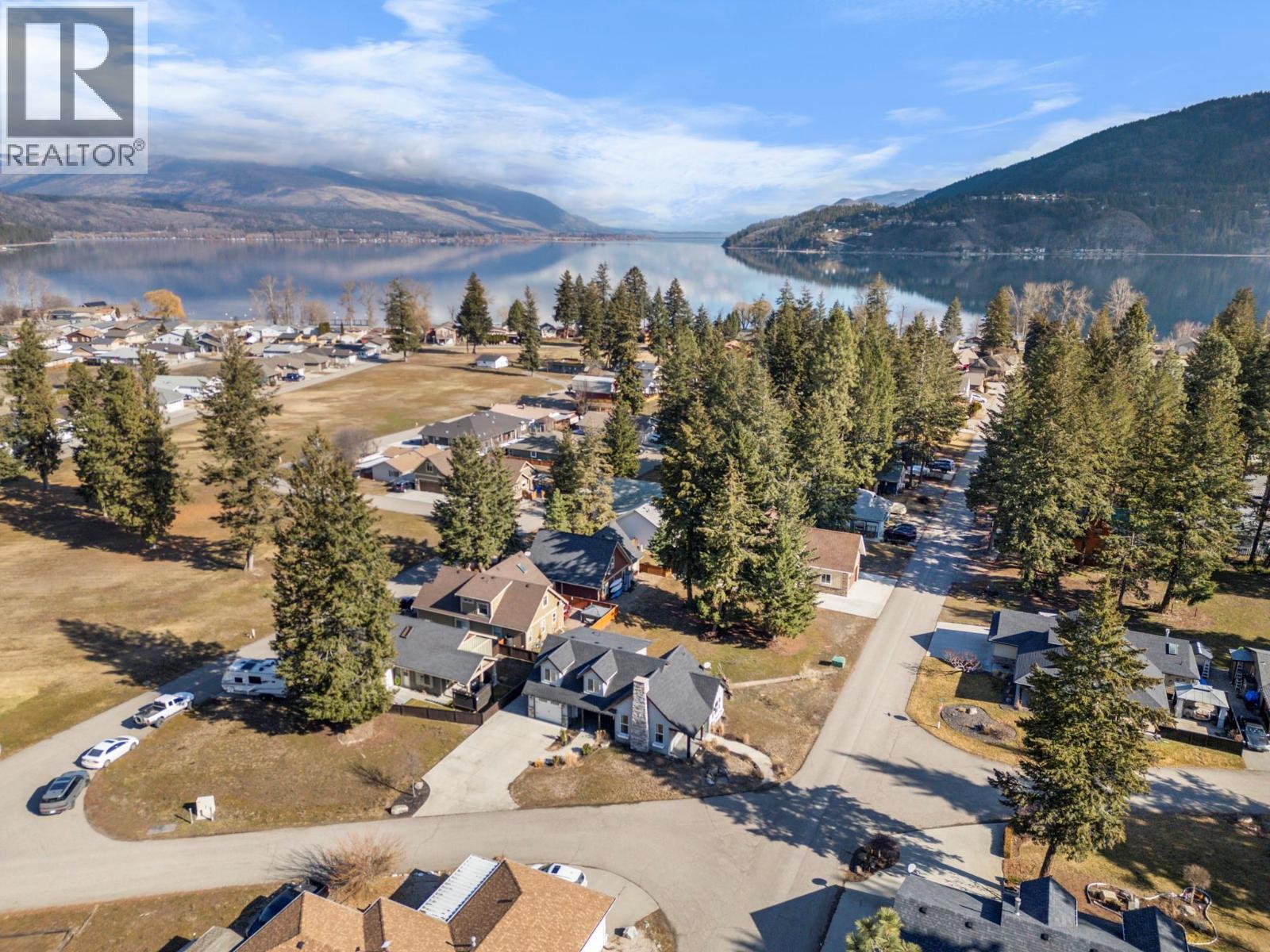 427 Hummingbird Avenue. Vernon, British Columbia