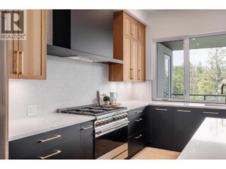 10274 Beacon Hill Drive. Lake Country, British Columbia