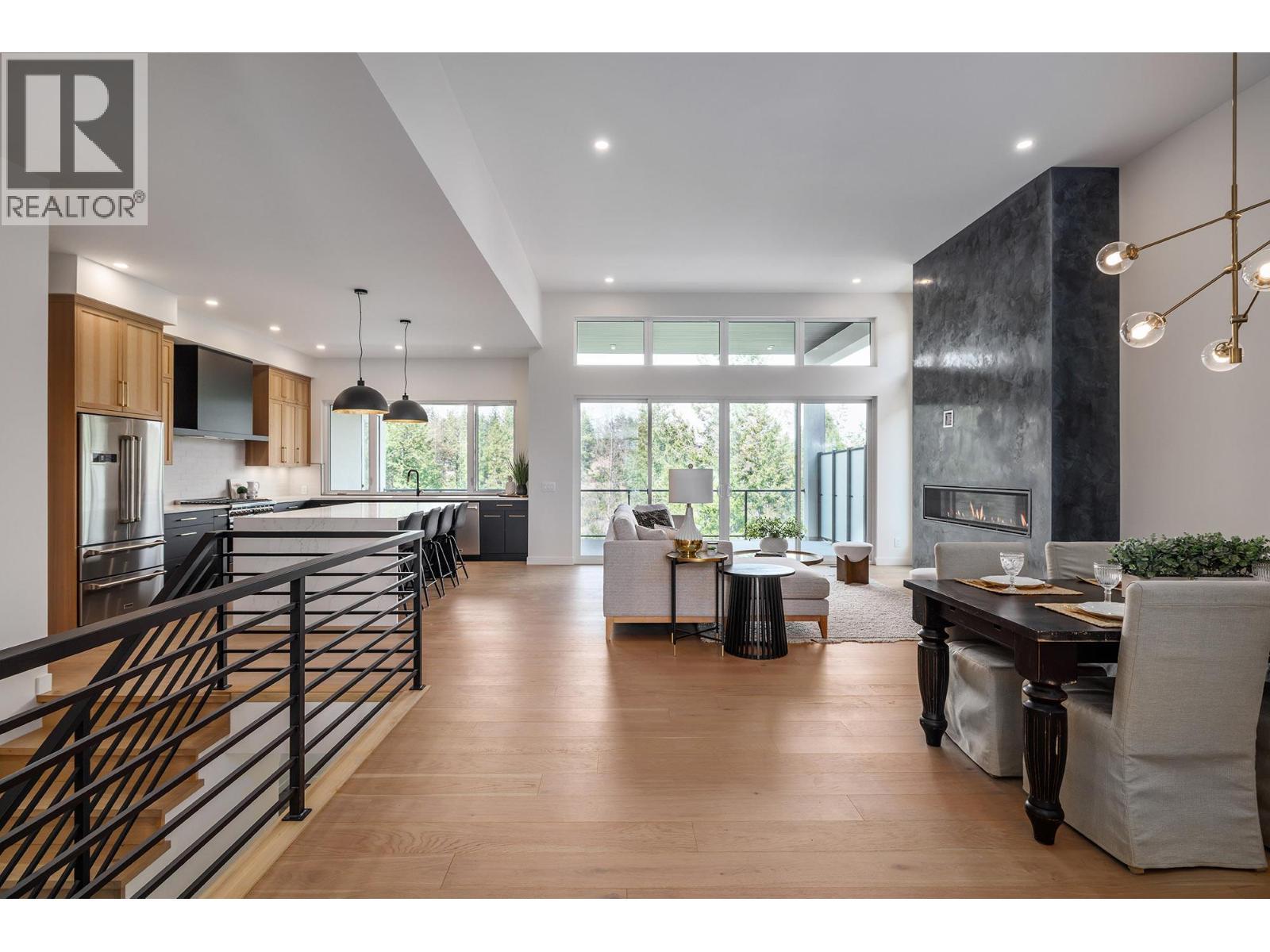 10274 Beacon Hill Drive. Lake Country, British Columbia