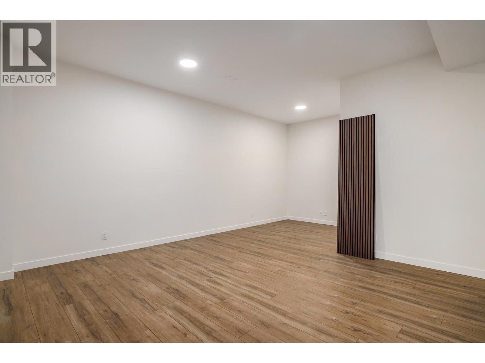 10274 Beacon Hill Drive. Lake Country, British Columbia