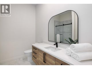 10274 Beacon Hill Drive. Lake Country, British Columbia