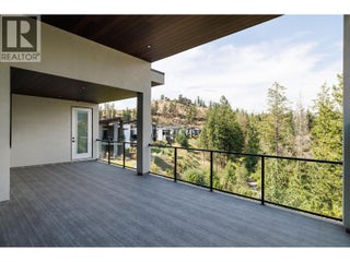 10274 Beacon Hill Drive. Lake Country, British Columbia