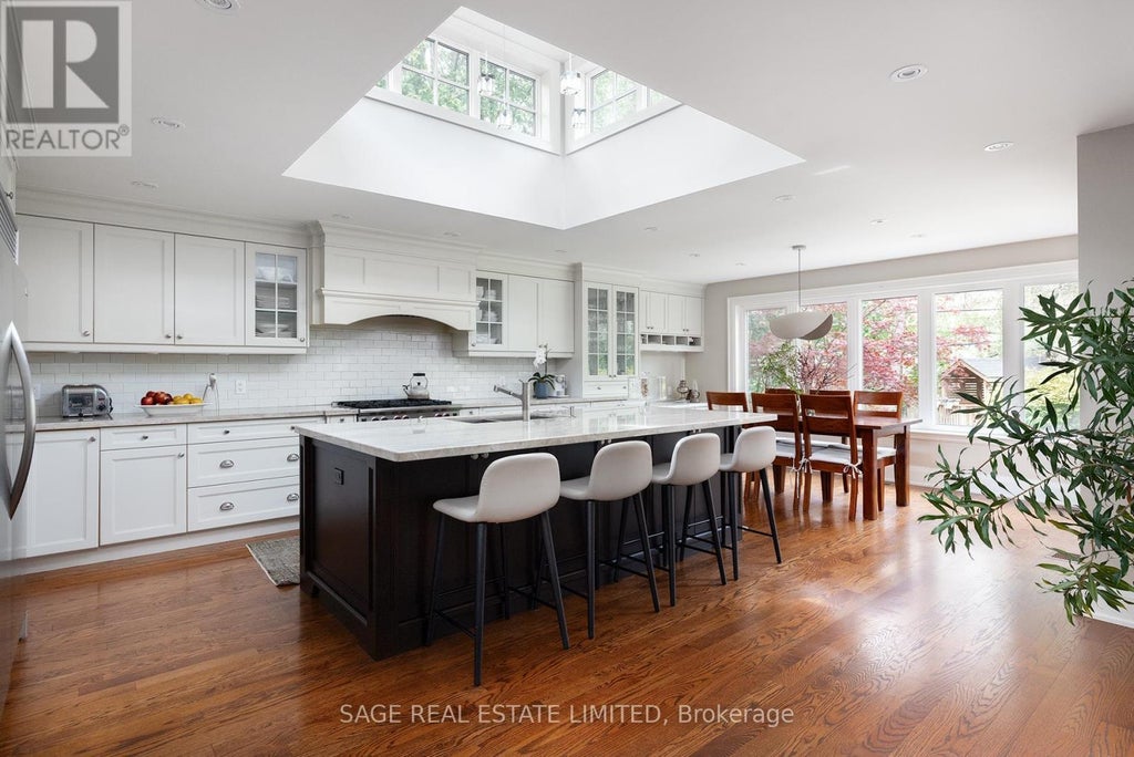 9 Canfield Place, Toronto (banbury-Don Mills)