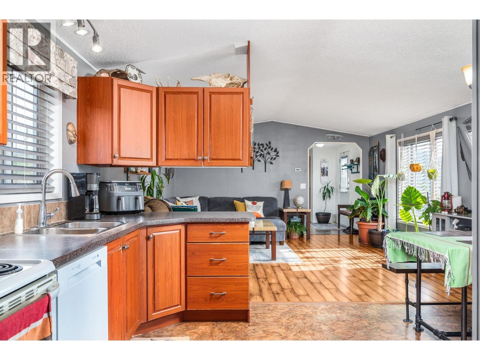 12560 Westside Road Unit# 10. Vernon, British Columbia