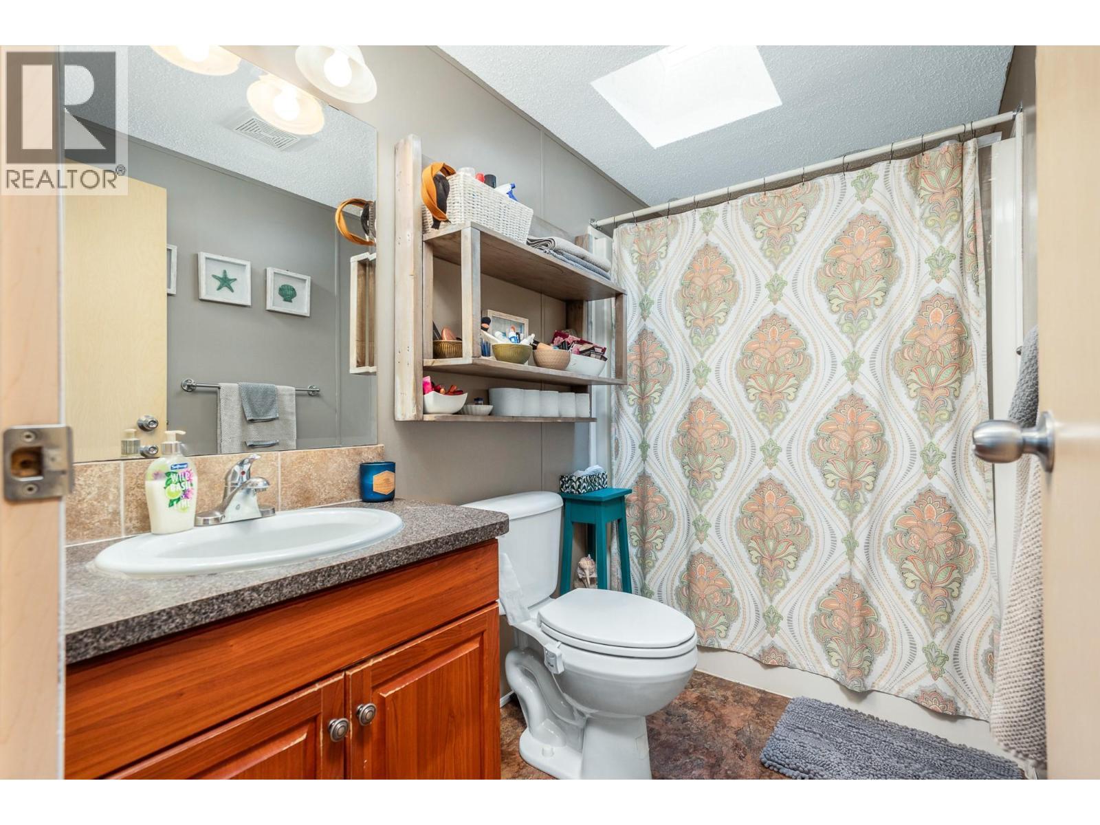 12560 Westside Road Unit# 10. Vernon, British Columbia