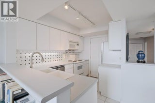 1160 Sunset Drive Unit# 1103. Kelowna, British Columbia