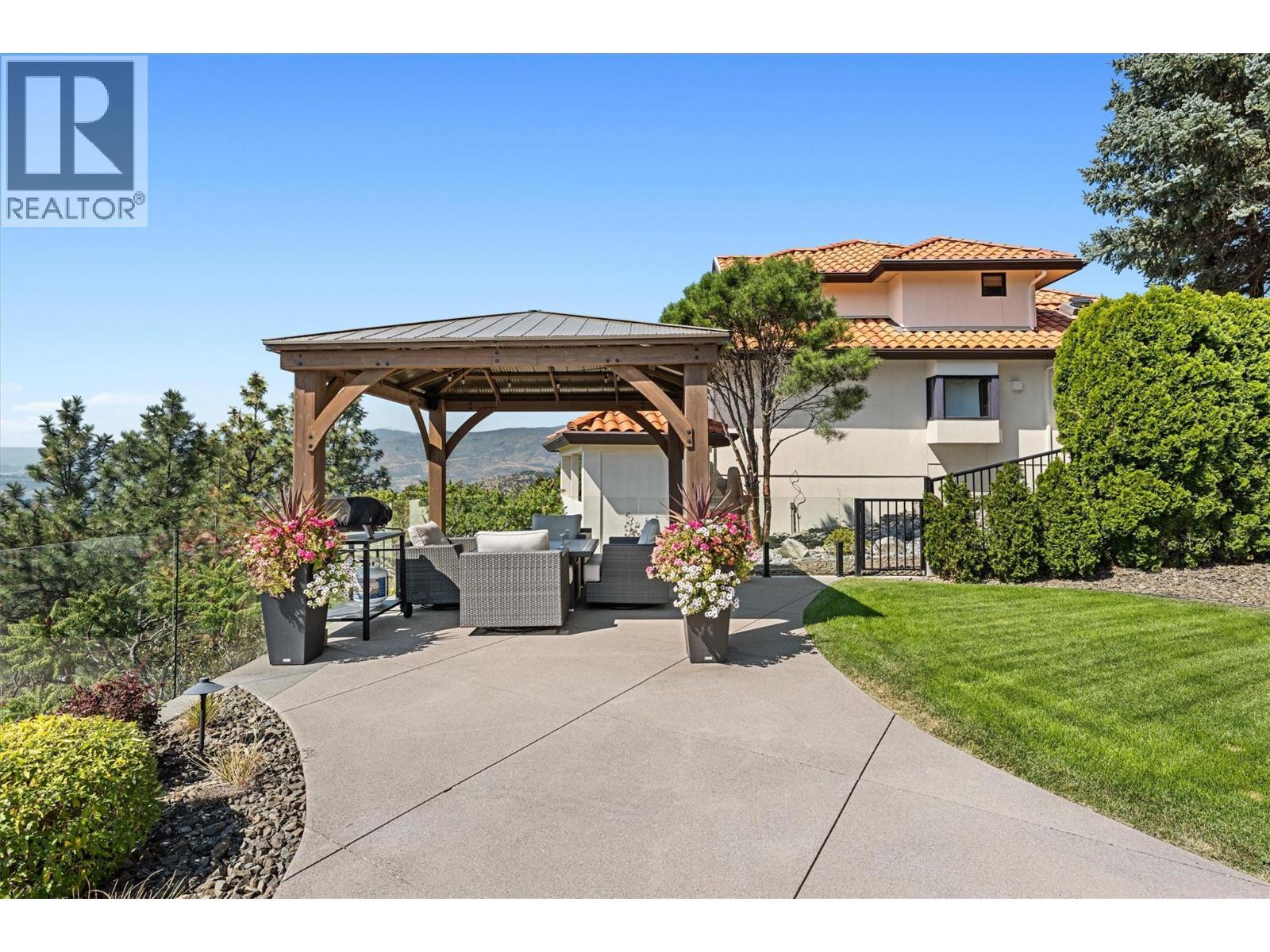 994 Skeena Drive. Kelowna, British Columbia