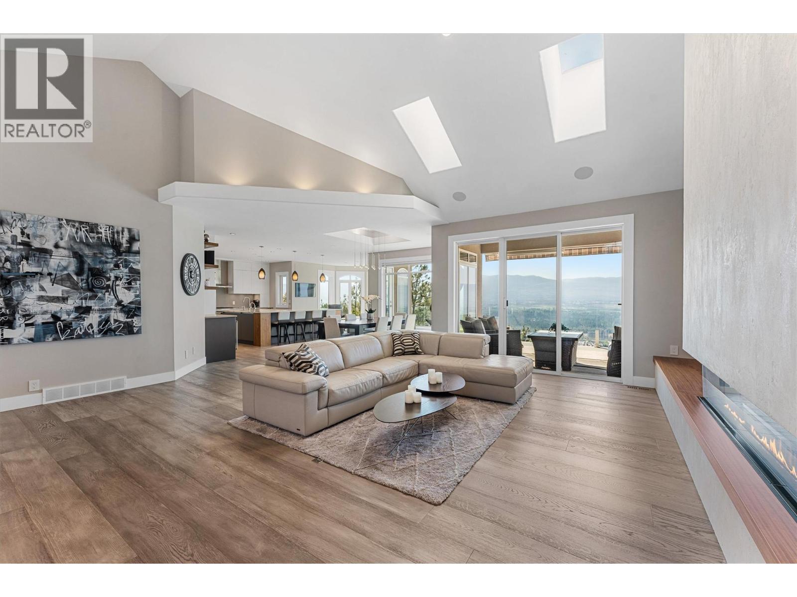 994 Skeena Drive. Kelowna, British Columbia