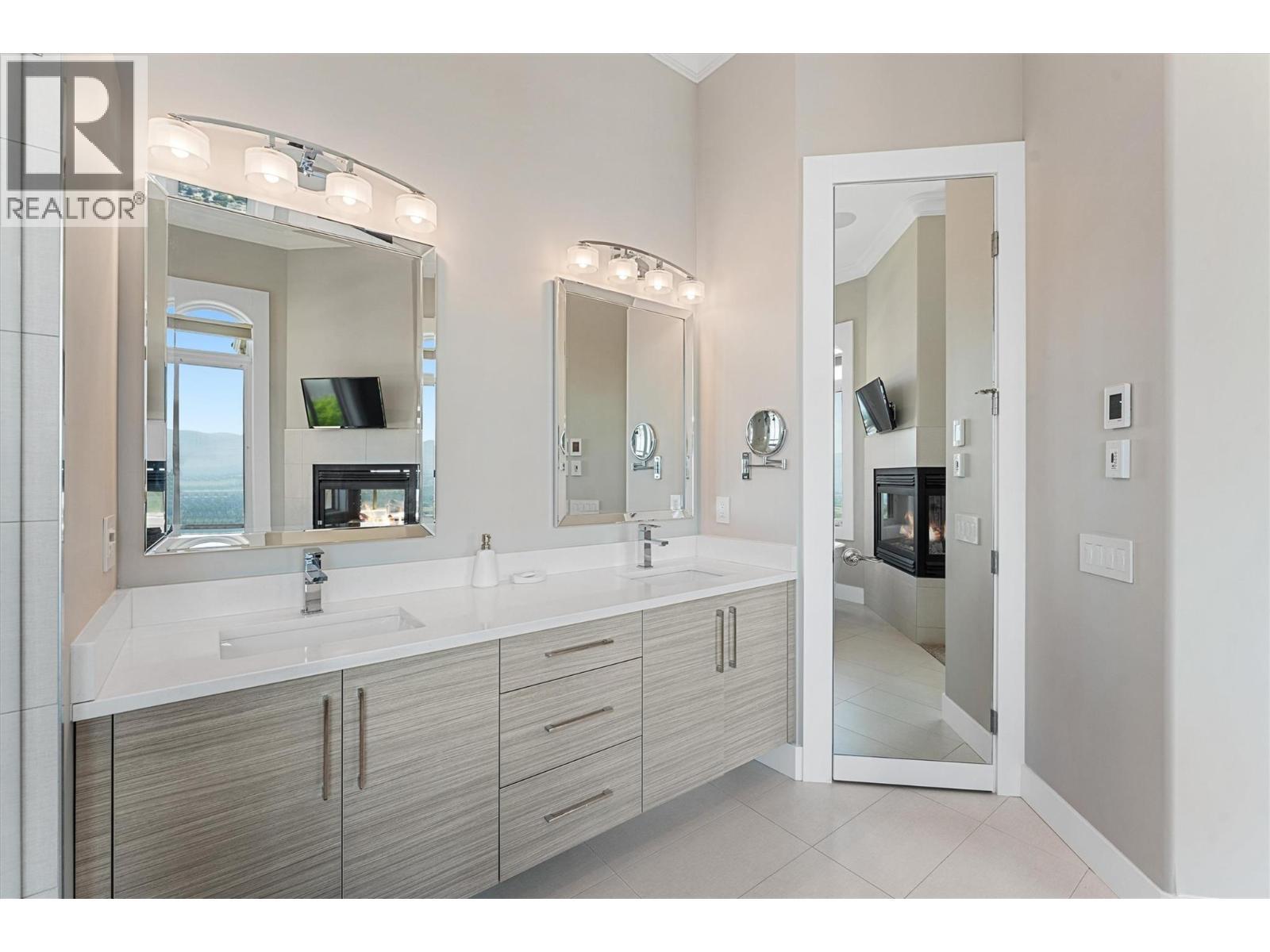 994 Skeena Drive. Kelowna, British Columbia