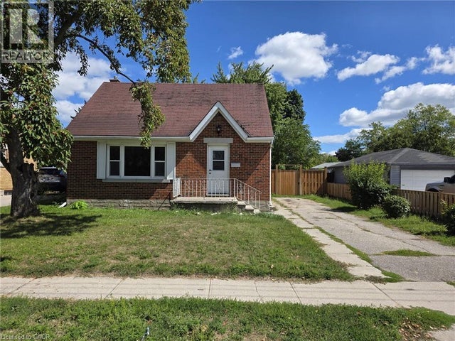 1673 Fairview Road, Cambridge