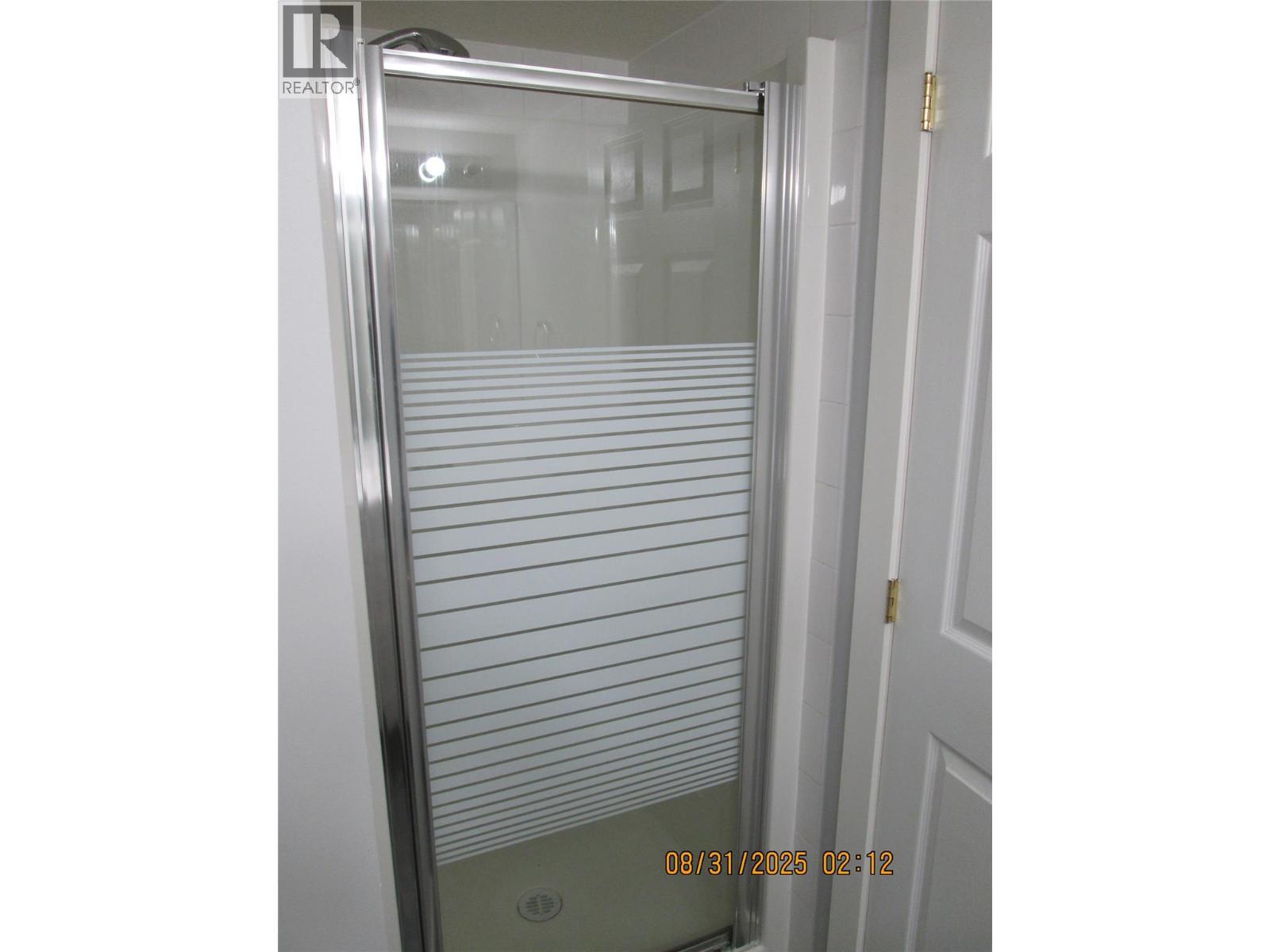 650 3 Street Sw Unit# 210. Salmon Arm, British Columbia