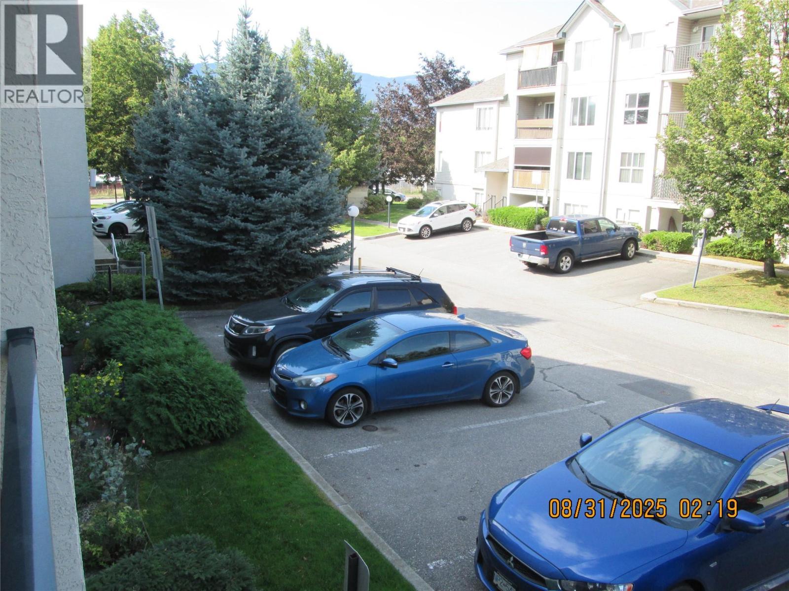 650 3 Street Sw Unit# 210. Salmon Arm, British Columbia