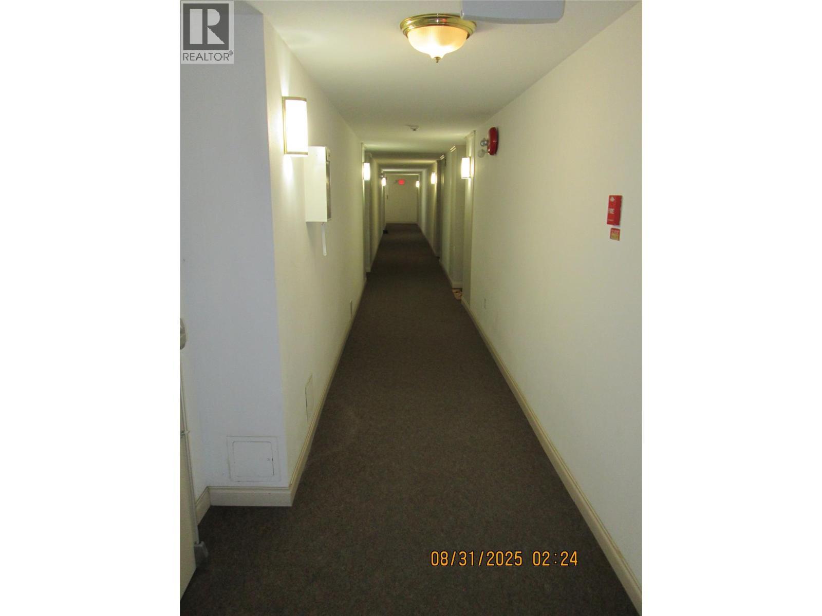 650 3 Street Sw Unit# 210. Salmon Arm, British Columbia