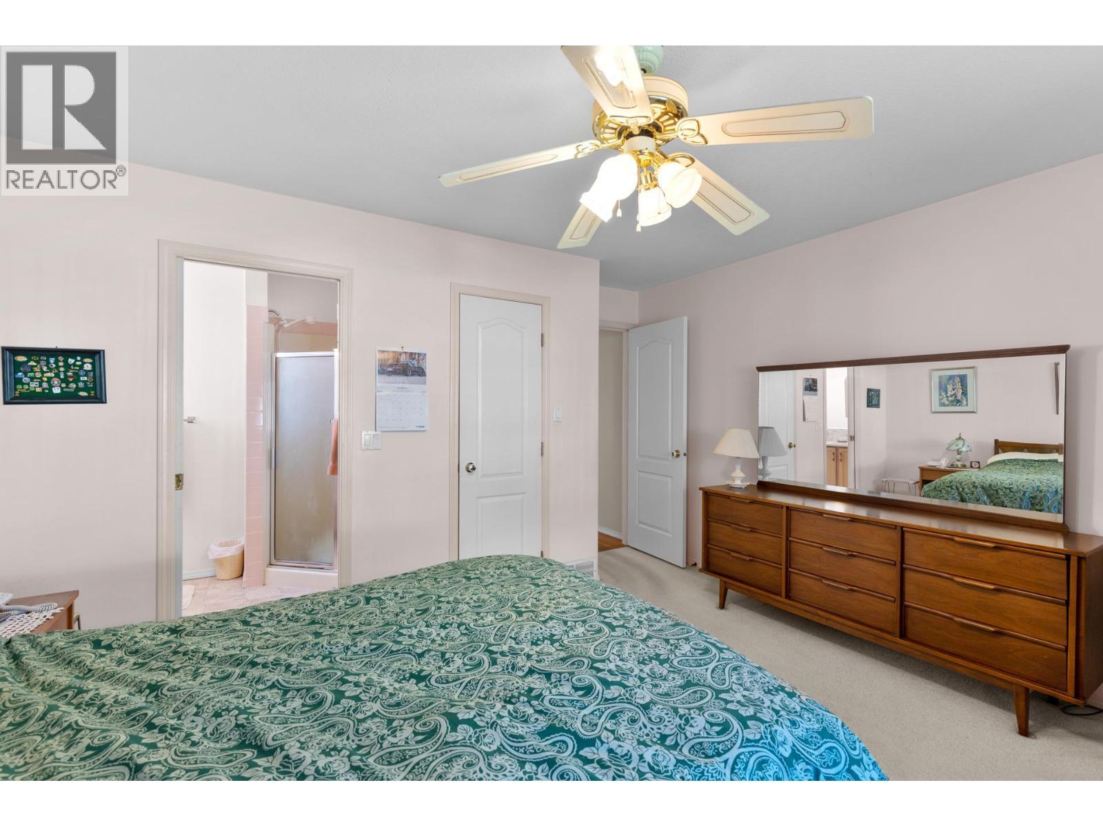 390 Mctavish Crescent. Kelowna, British Columbia