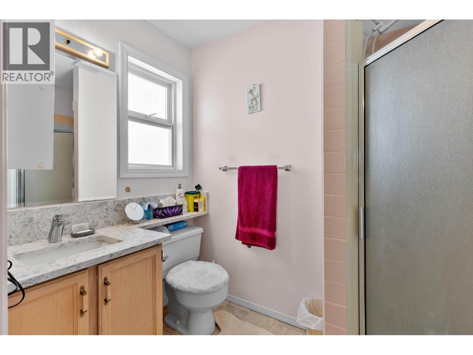 390 Mctavish Crescent. Kelowna, British Columbia