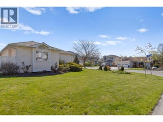 390 Mctavish Crescent. Kelowna, British Columbia