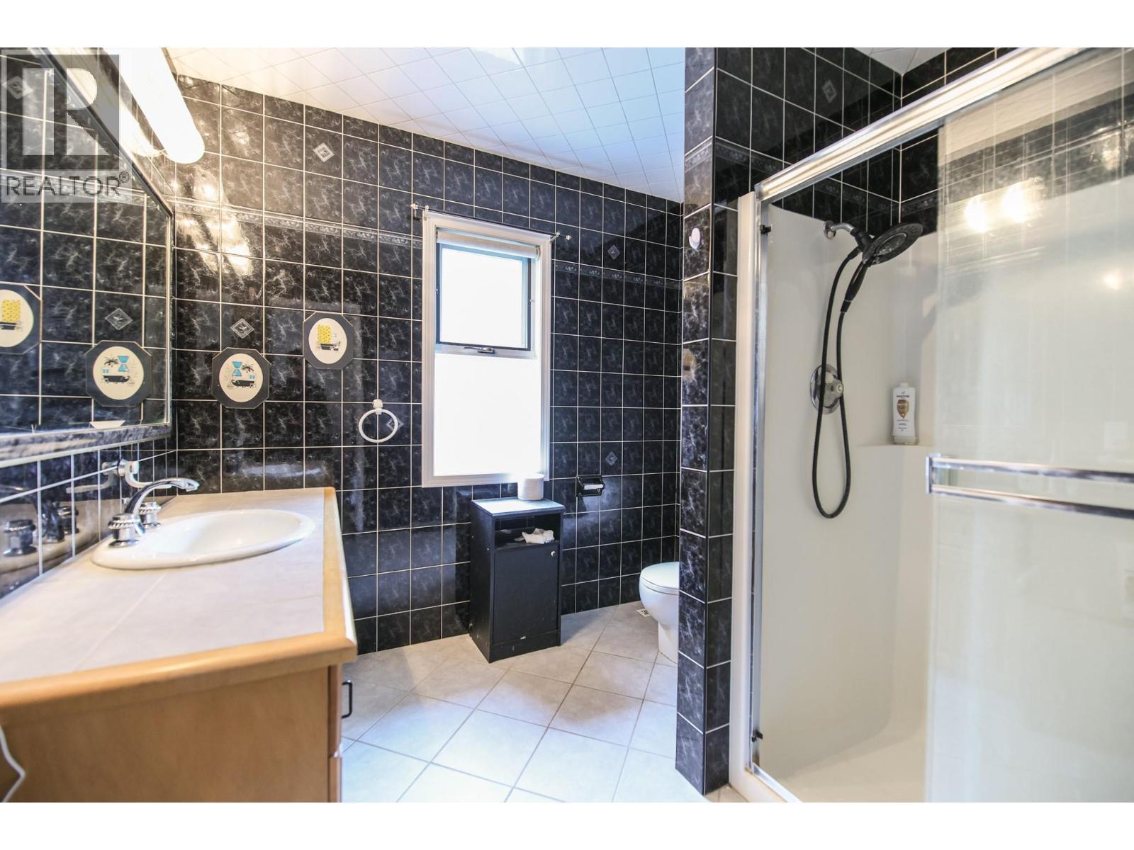 384 19 Road. Oliver, British Columbia