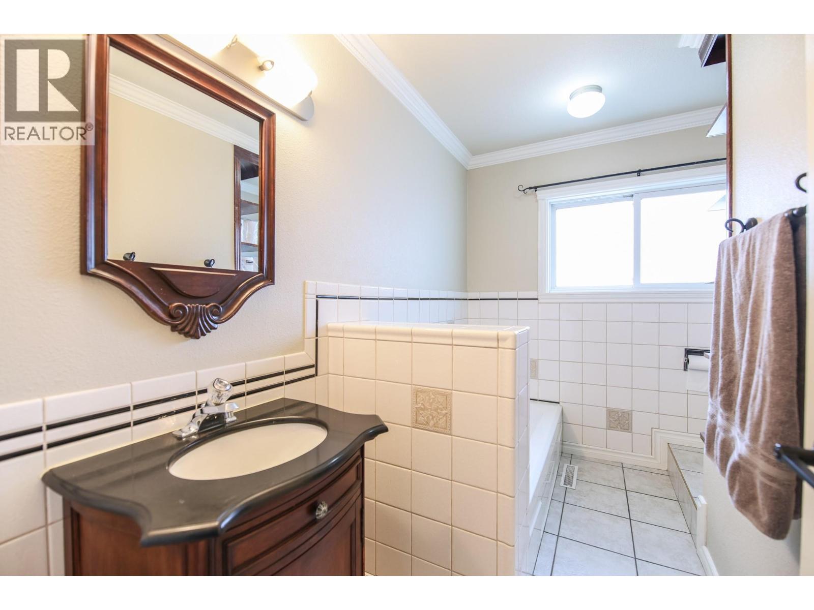 384 19 Road. Oliver, British Columbia