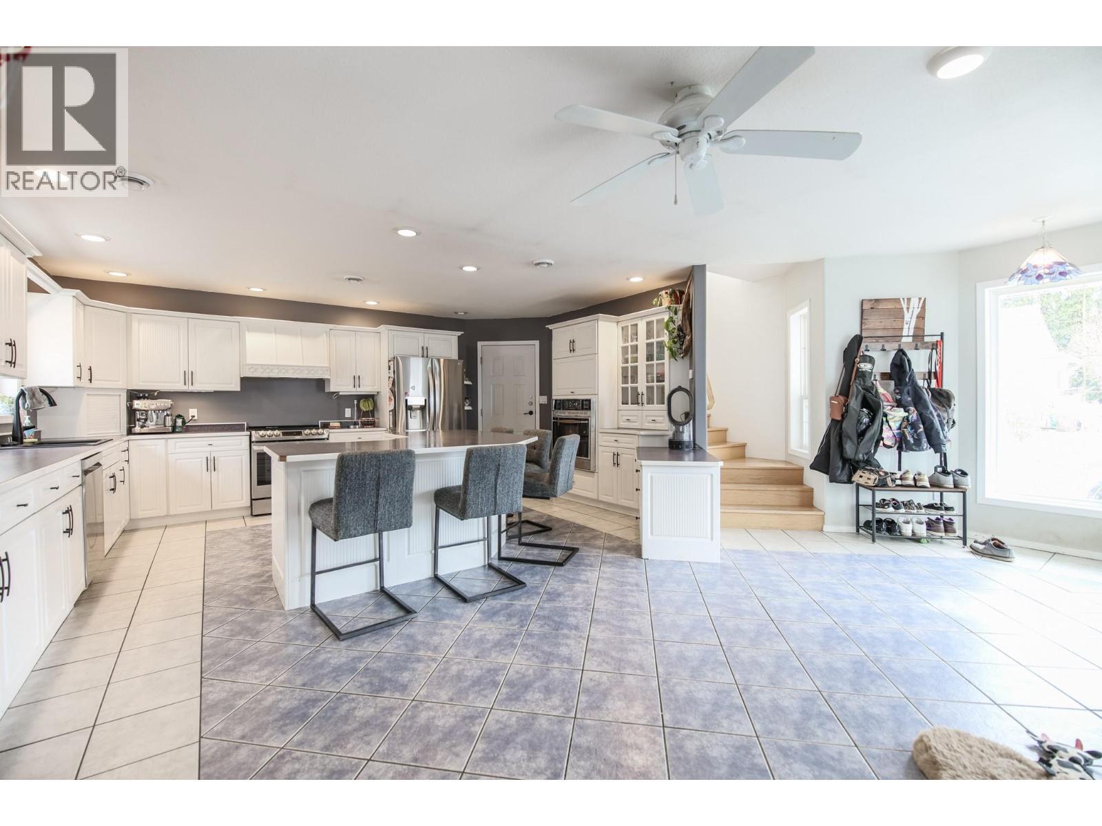 384 19 Road. Oliver, British Columbia