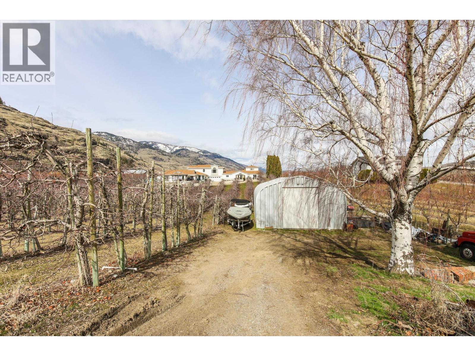 384 19 Road. Oliver, British Columbia