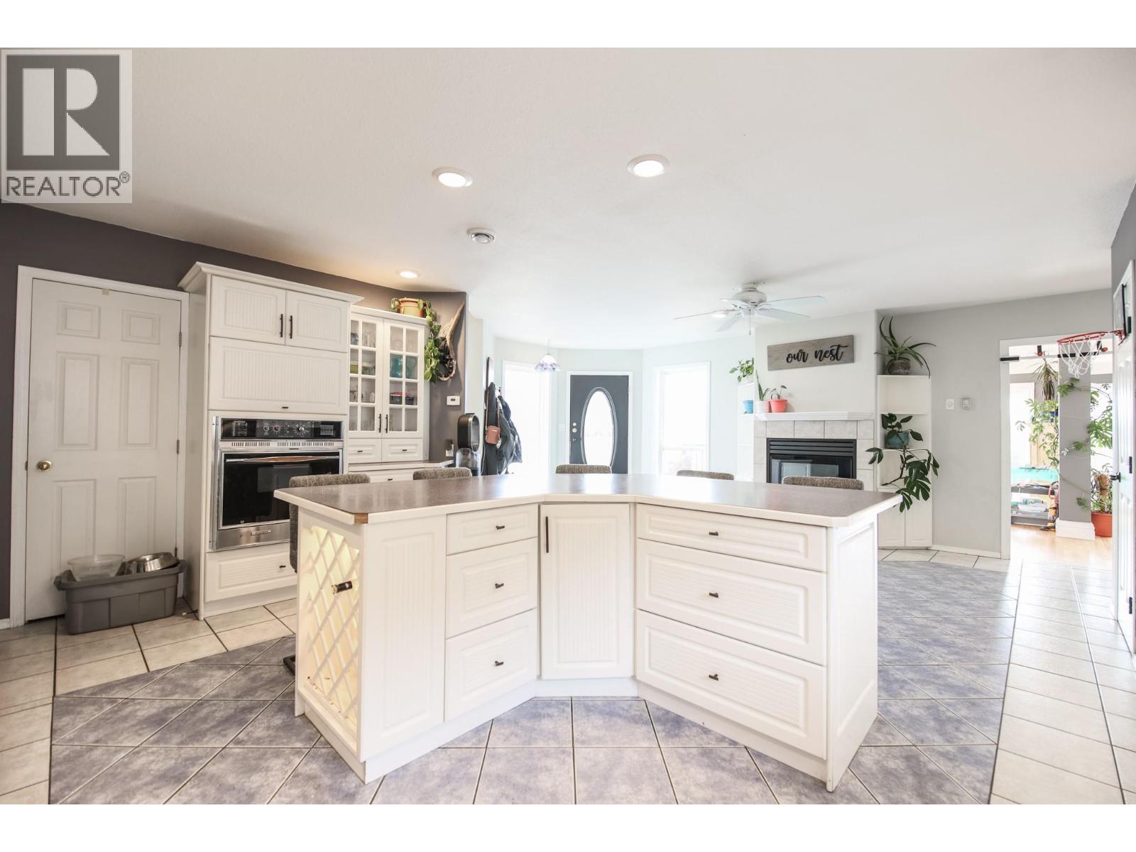 384 19 Road. Oliver, British Columbia