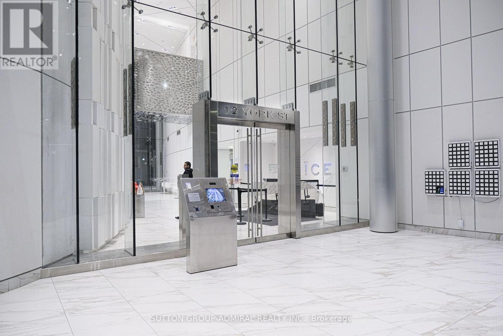 4908 - 12 York Street, Toronto (waterfront Communities)