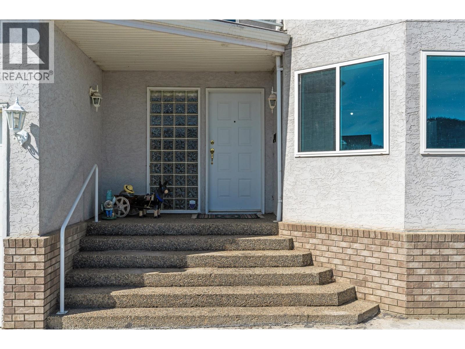 7967 Tronson Road. Vernon, British Columbia