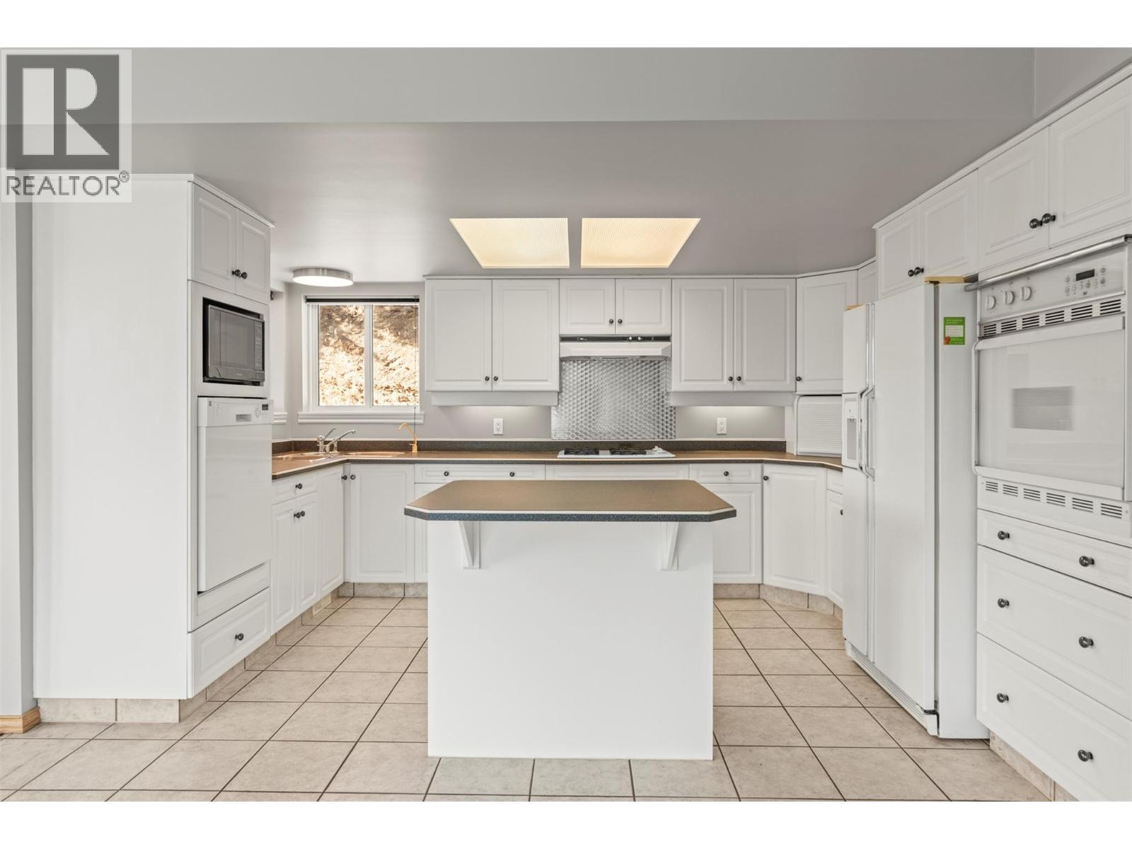 7967 Tronson Road. Vernon, British Columbia