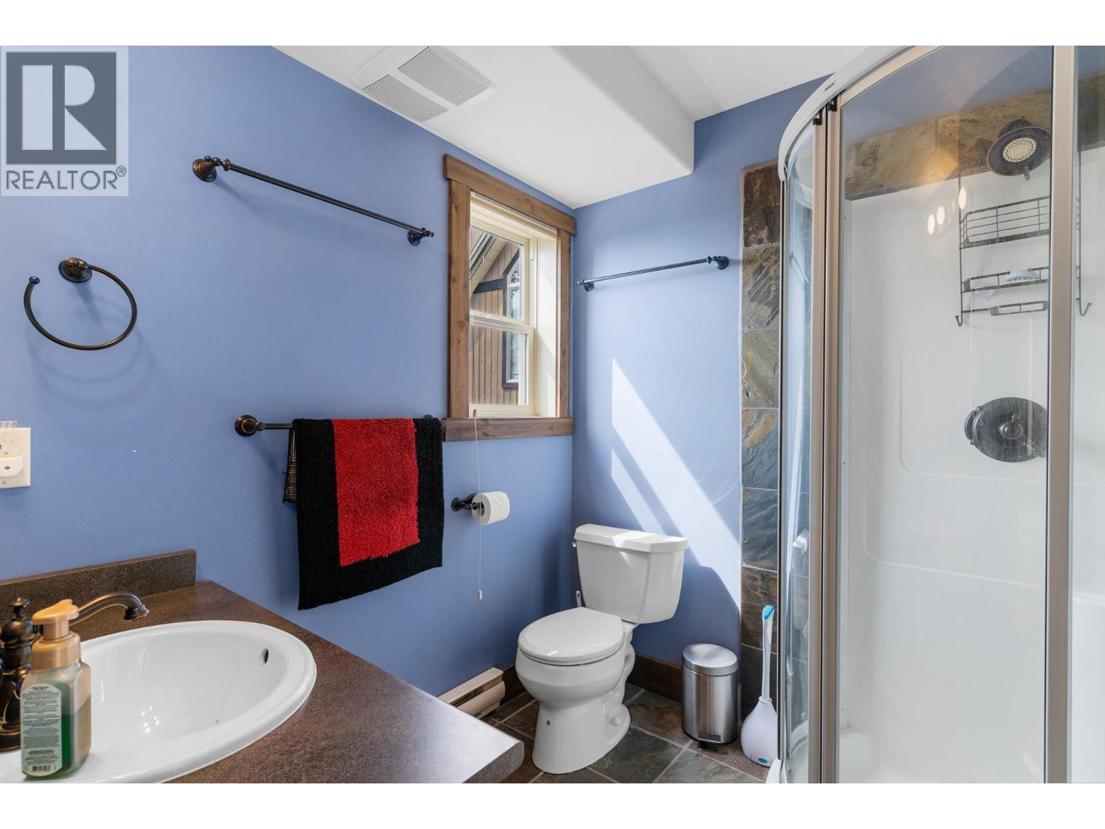 5890 Snow Pines Crescent. Big White, British Columbia