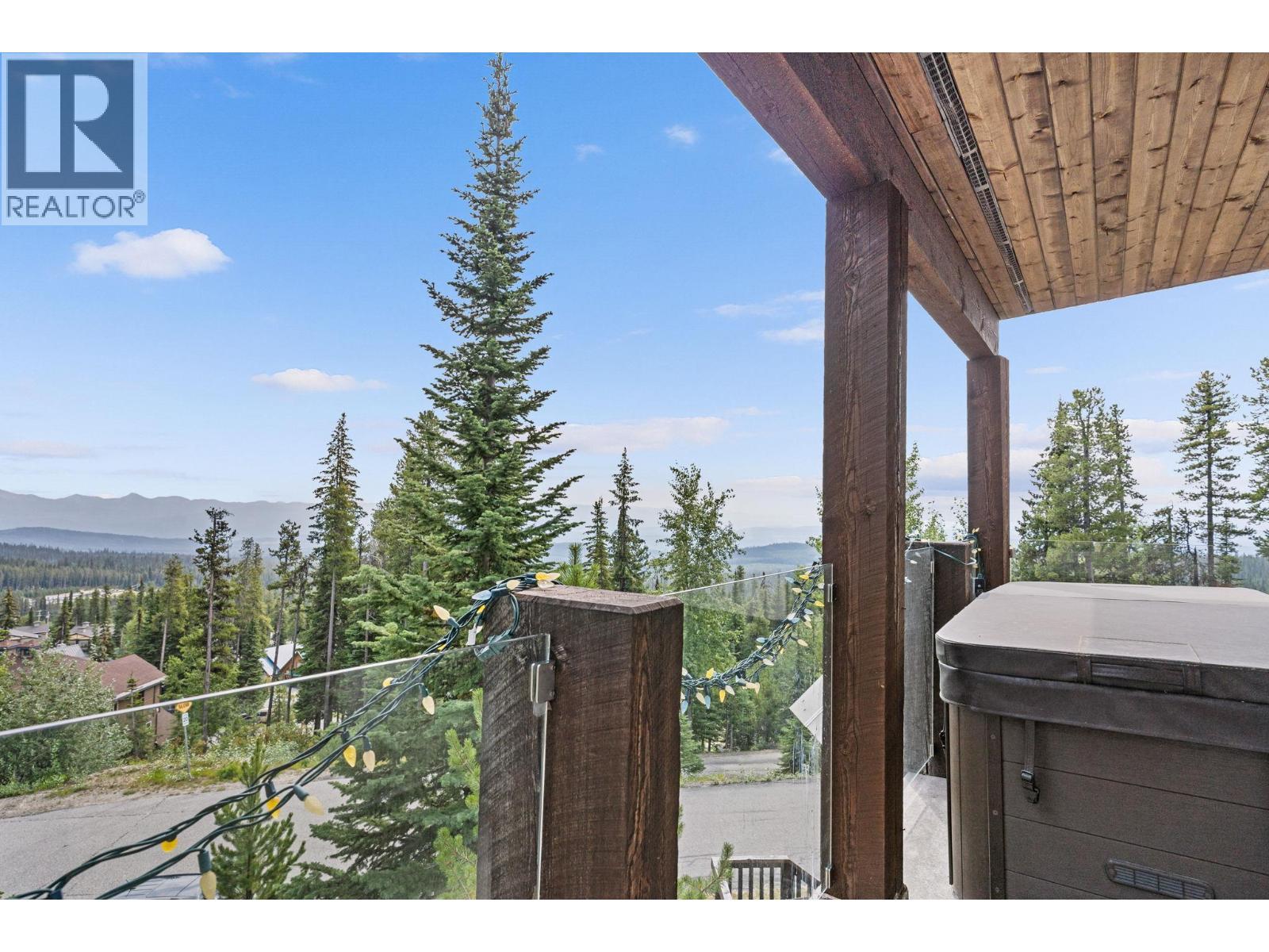 5890 Snow Pines Crescent. Big White, British Columbia