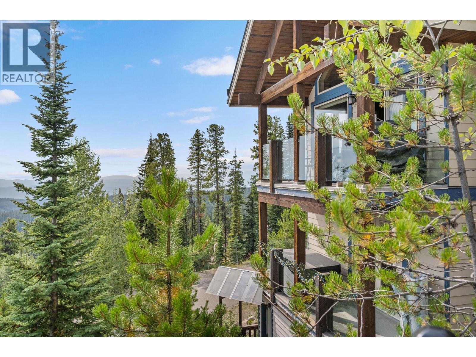 5890 Snow Pines Crescent. Big White, British Columbia
