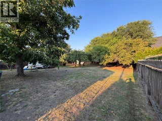 3049 Gordon Drive. Kelowna, British Columbia