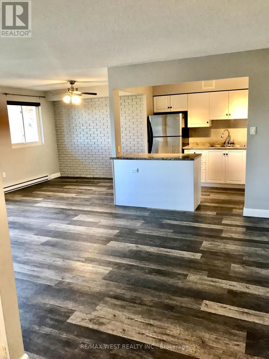 406 - 460 Ontario Street, Collingwood