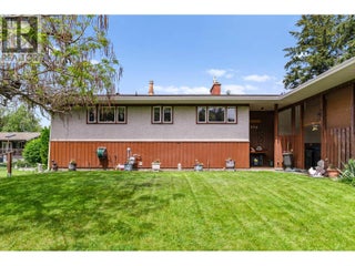 350 Clarissa Road. Kelowna, British Columbia