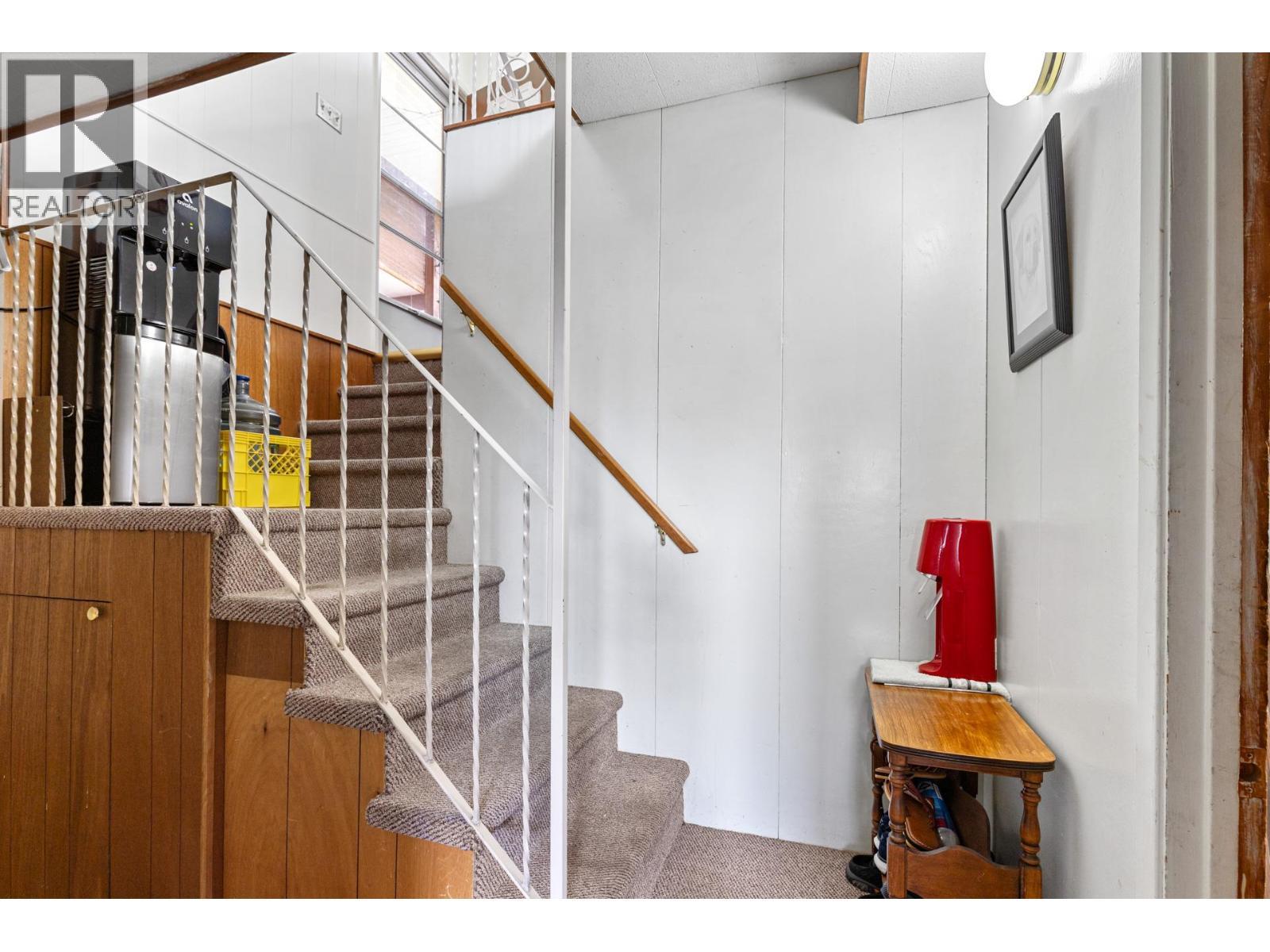 350 Clarissa Road. Kelowna, British Columbia