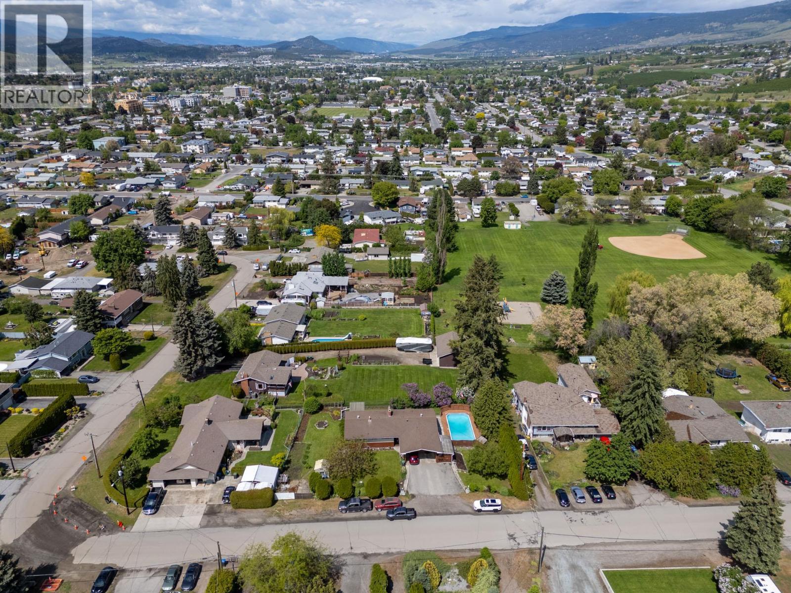 350 Clarissa Road. Kelowna, British Columbia