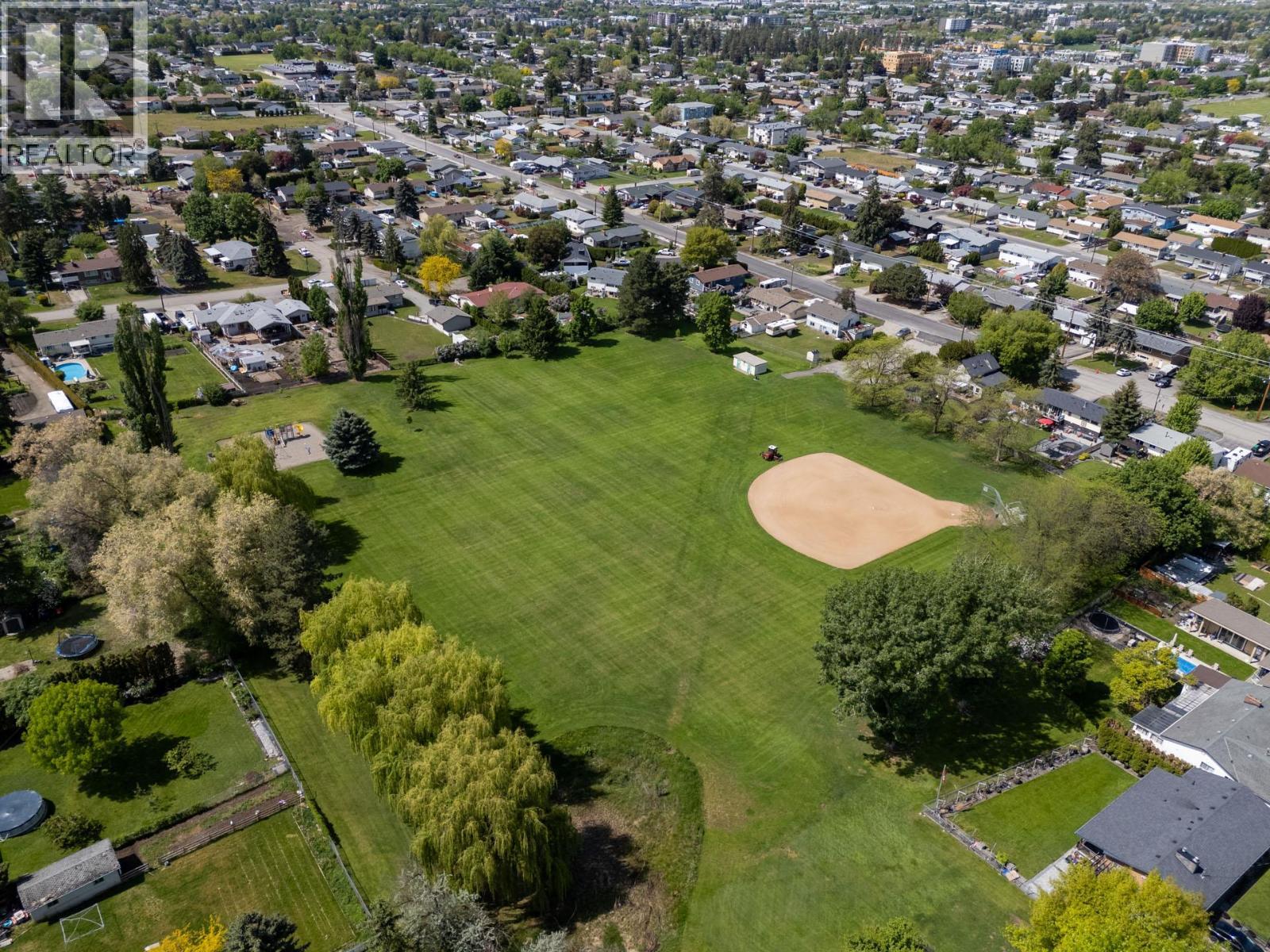 350 Clarissa Road. Kelowna, British Columbia