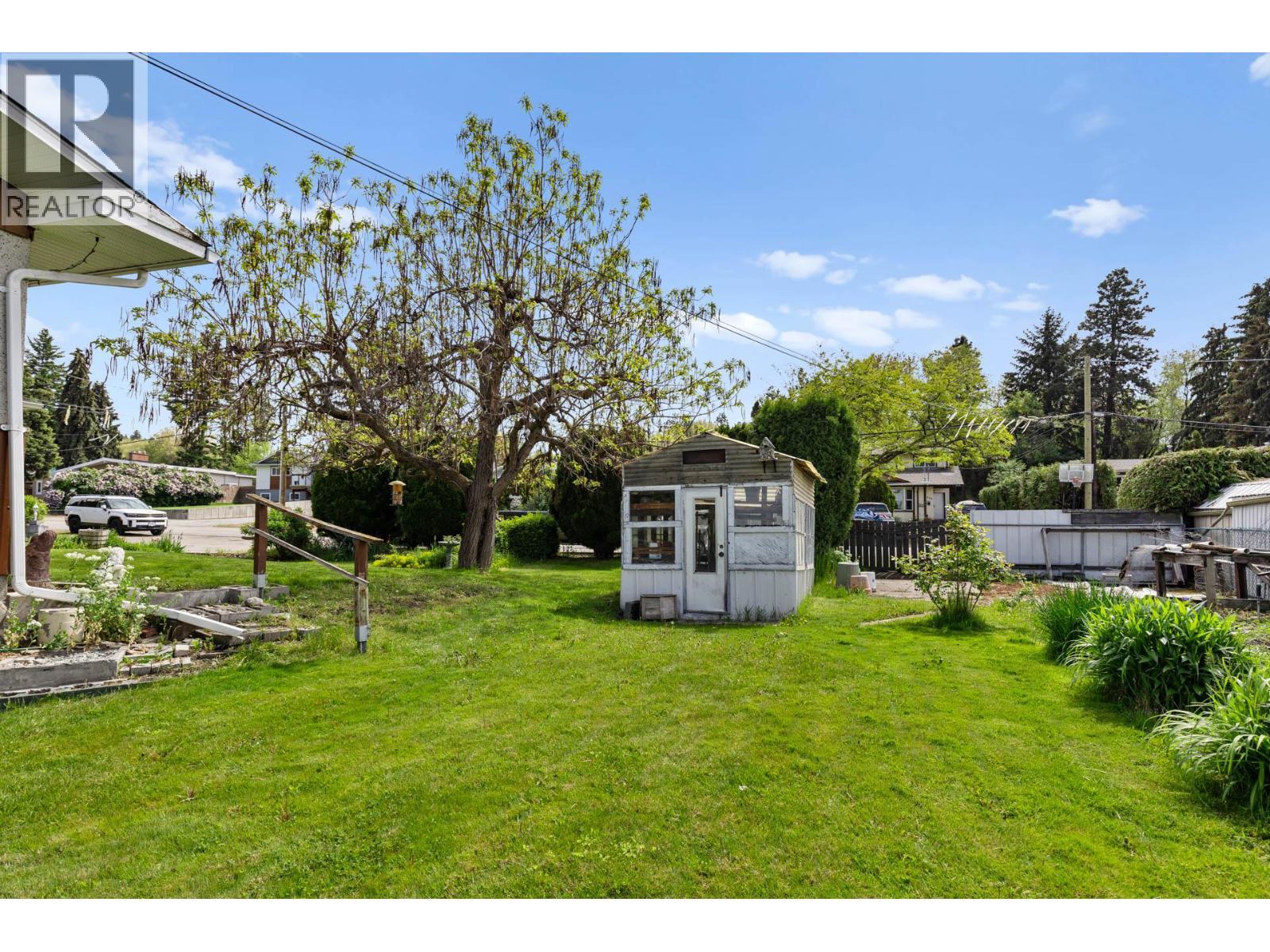 350 Clarissa Road. Kelowna, British Columbia