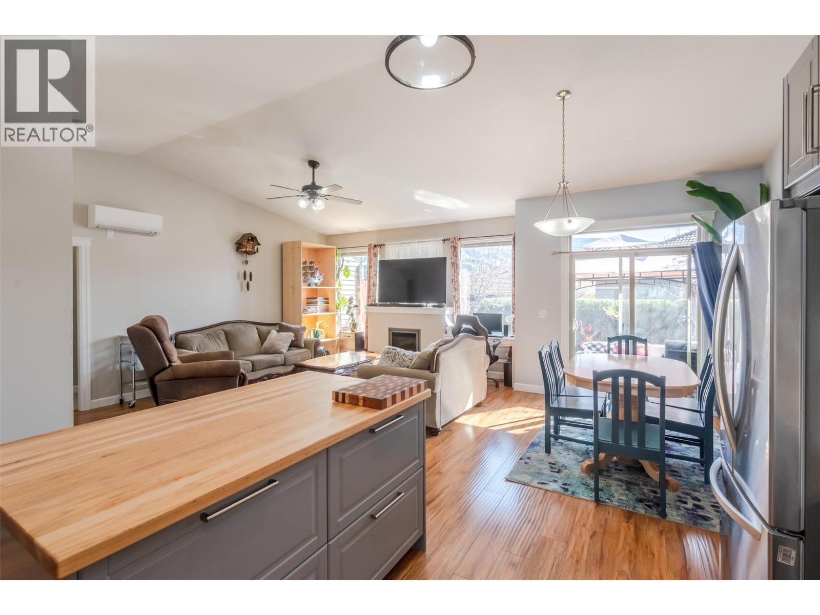 6865 Mountainview Drive. Oliver, British Columbia