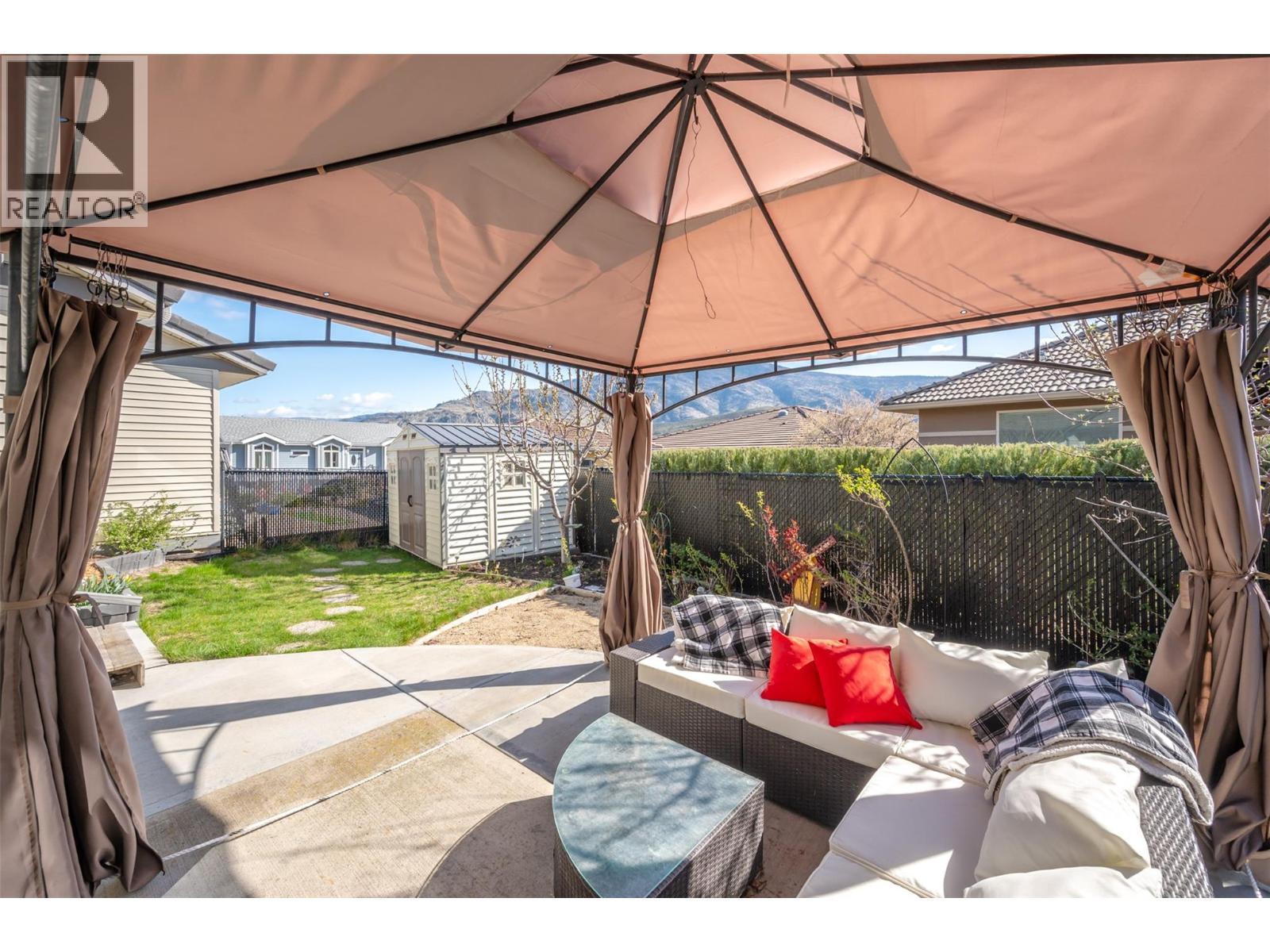 6865 Mountainview Drive. Oliver, British Columbia