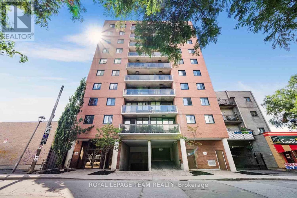504 - 154 Nelson Street, Ottawa
