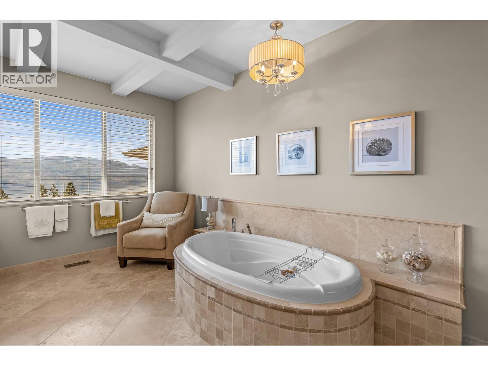 1284 Timothy Place. West Kelowna, British Columbia