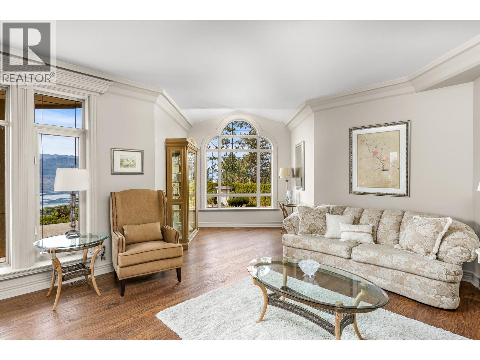 1284 Timothy Place. West Kelowna, British Columbia