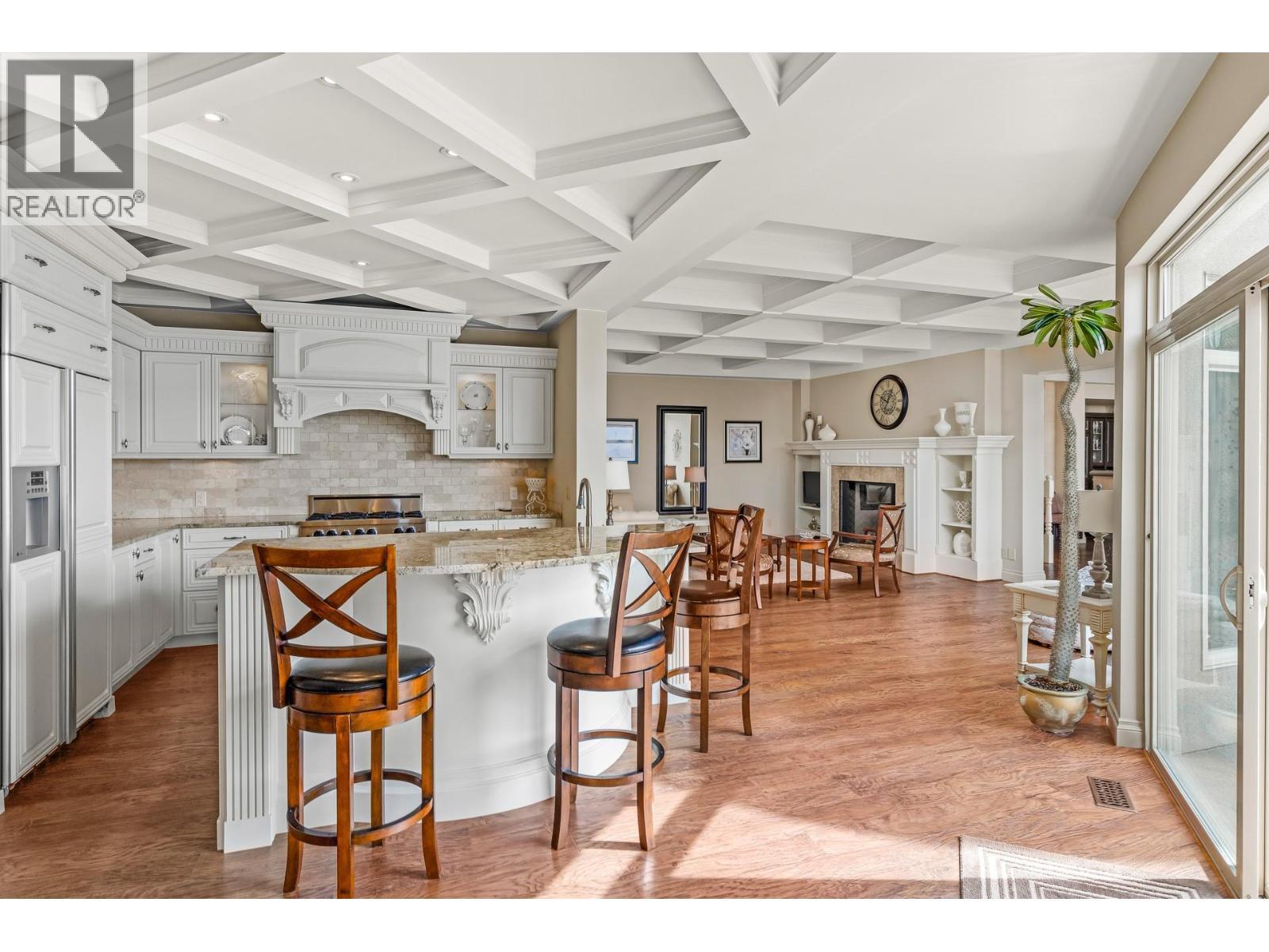 1284 Timothy Place. West Kelowna, British Columbia