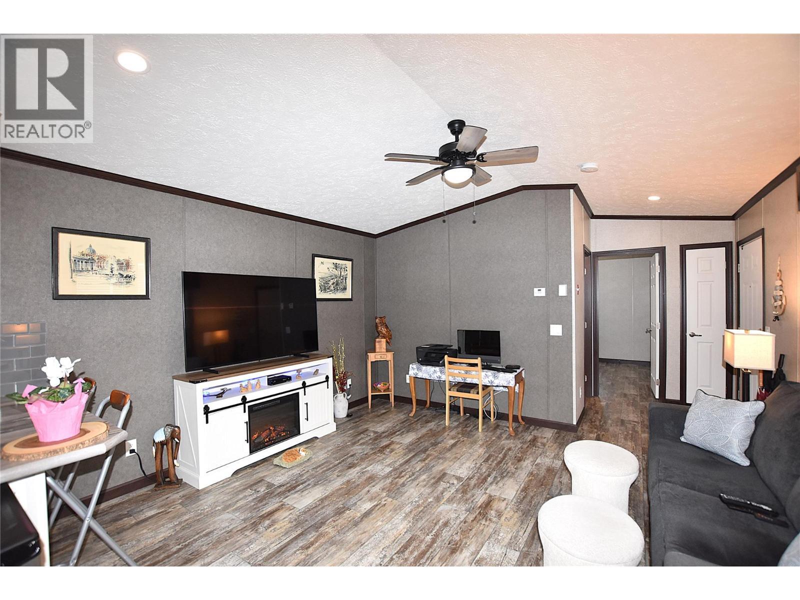 61 Antoine Road Unit# 8. Vernon, British Columbia