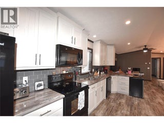 61 Antoine Road Unit# 8. Vernon, British Columbia