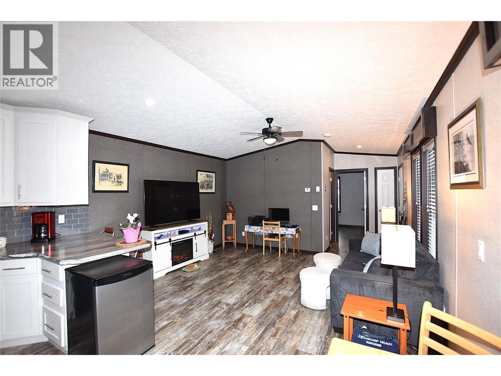 61 Antoine Road Unit# 8. Vernon, British Columbia