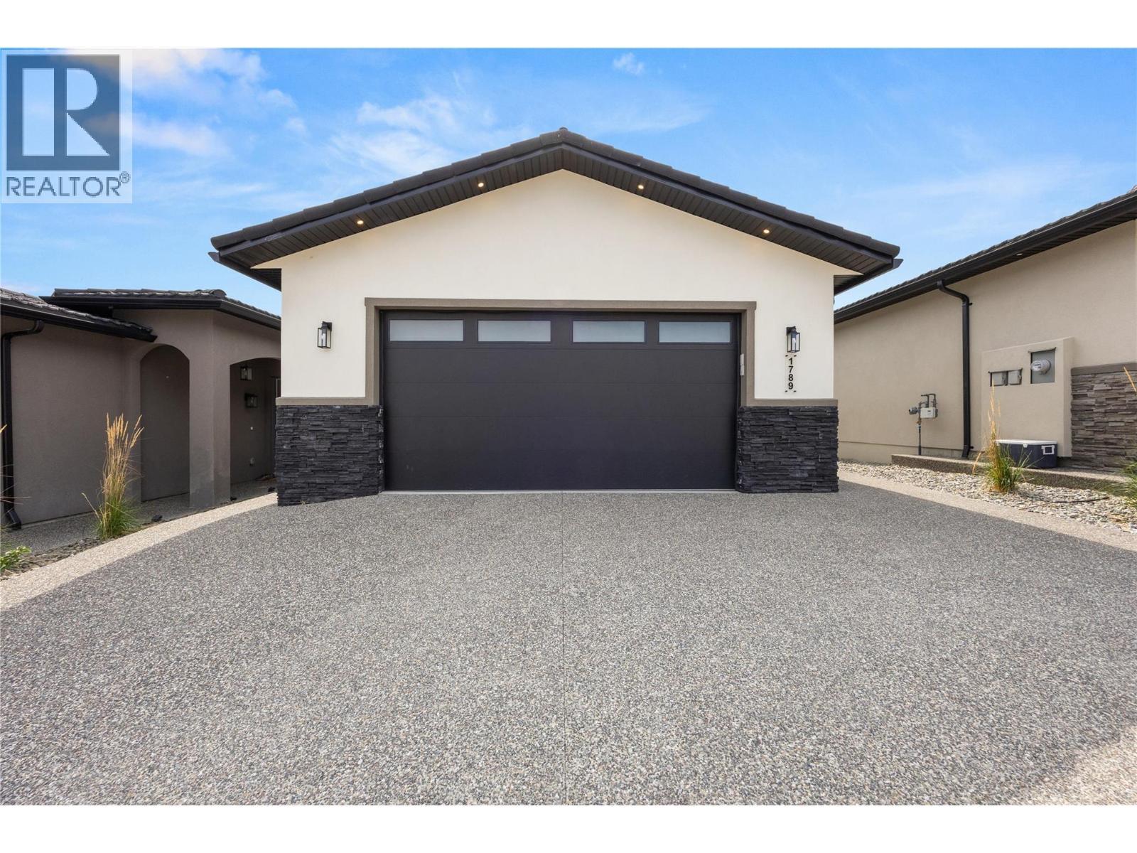 1789 Viewpoint Drive. Kelowna, British Columbia