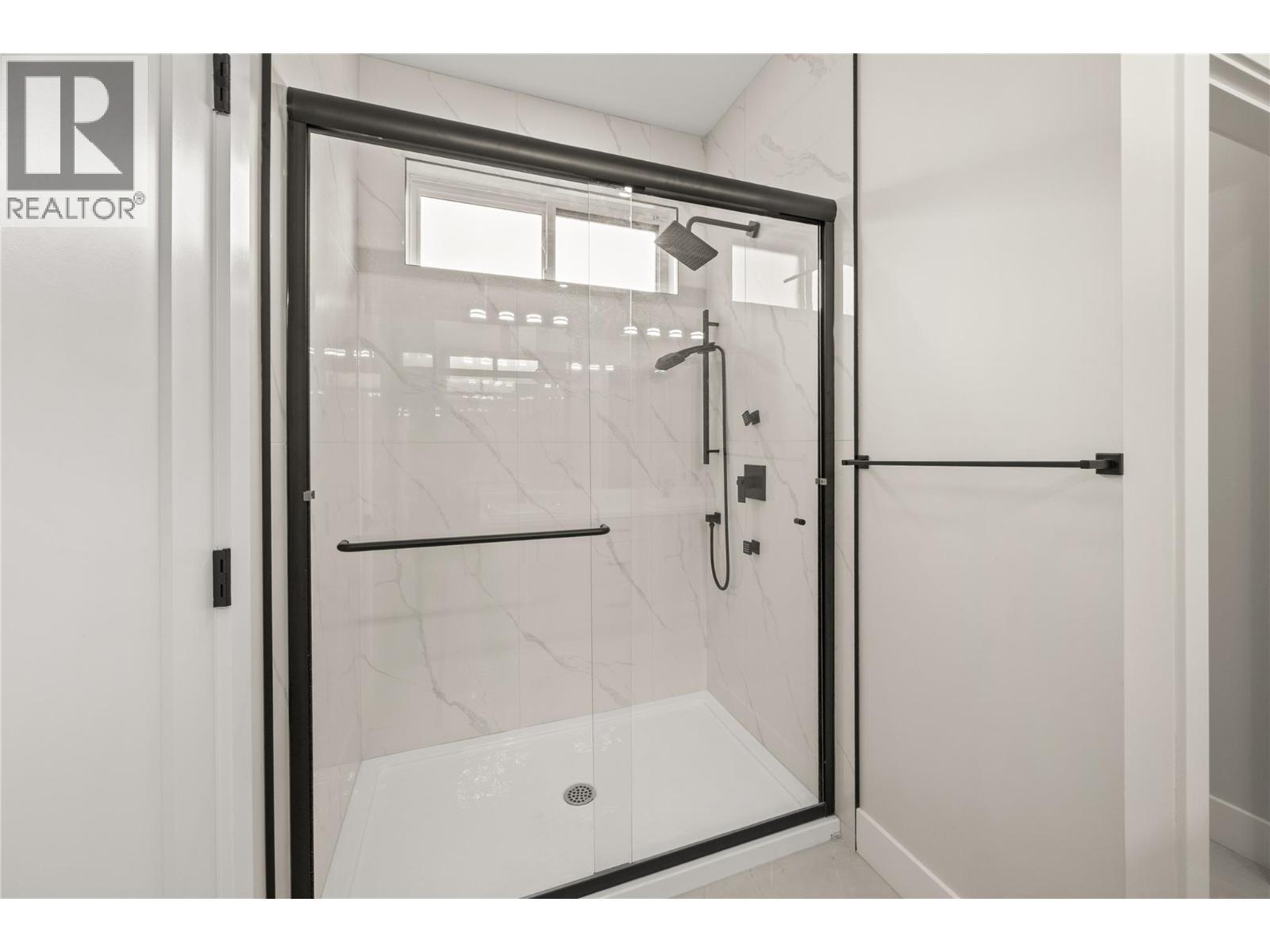 1789 Viewpoint Drive. Kelowna, British Columbia