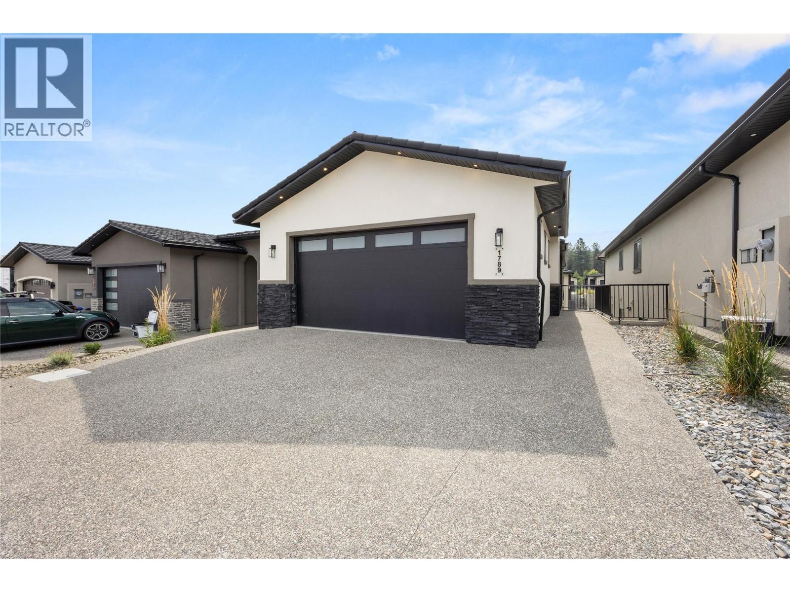 1789 Viewpoint Drive. Kelowna, British Columbia